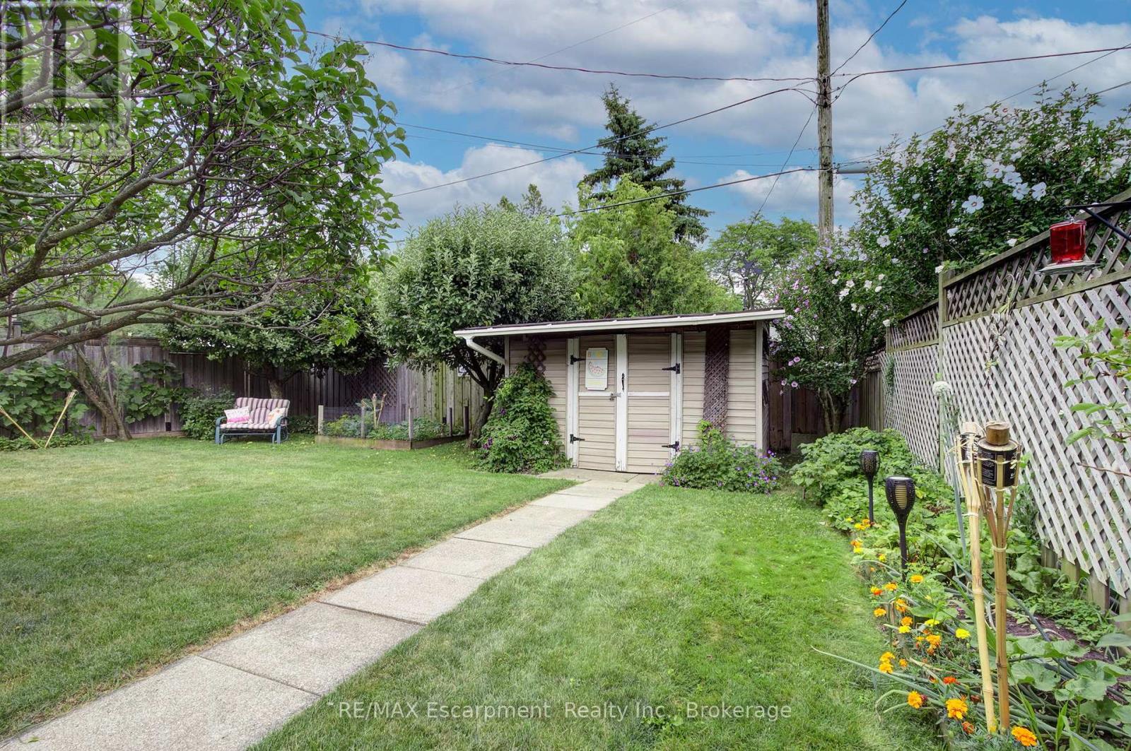 Photo 37 of 2410 Tait Avenue, Burlington ON