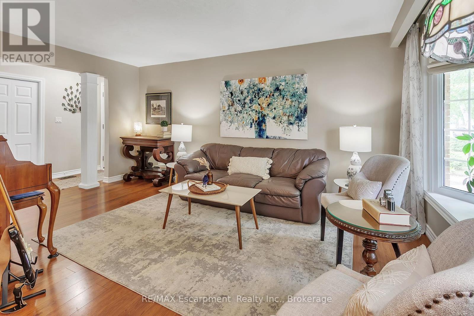 Photo 8 of 2410 Tait Avenue, Burlington ON