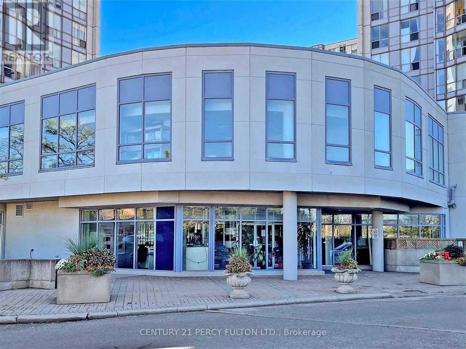Photo 8 of 1207 1470 Midland Avenue, Toronto ON
