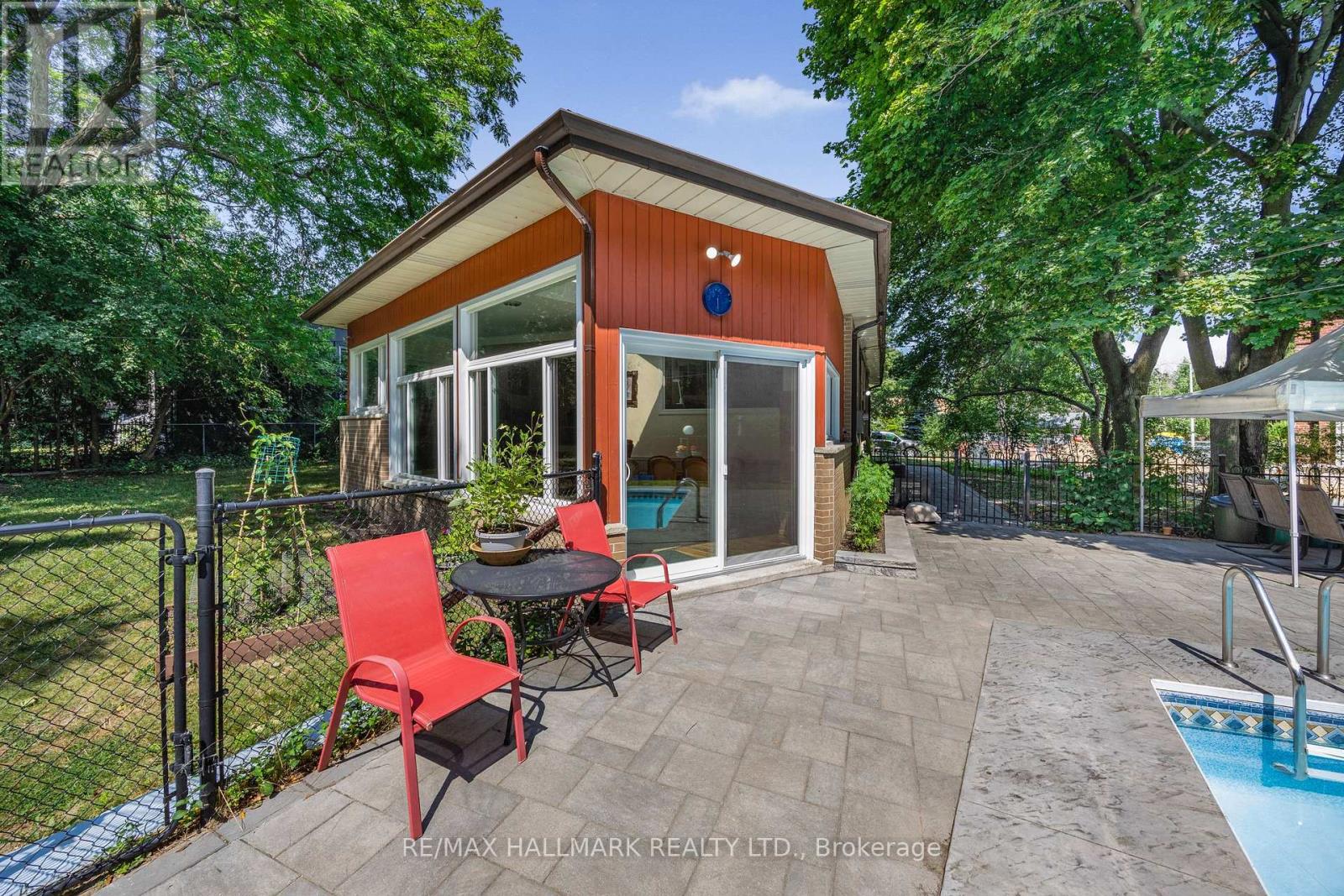 Photo 32 of 19 Talwood Drive, Toronto ON