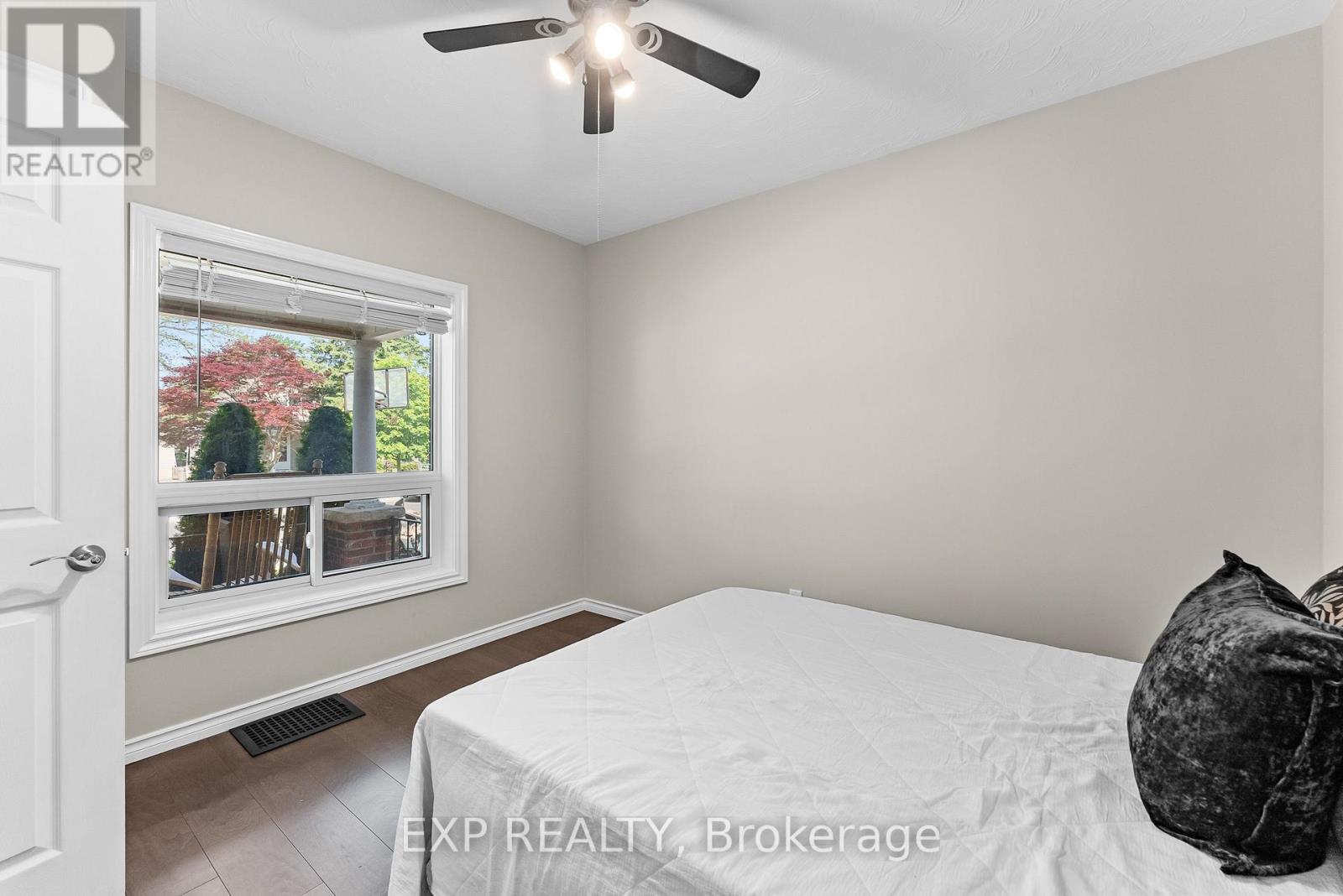 Photo 10 of 62 Garner Avenue, Welland ON