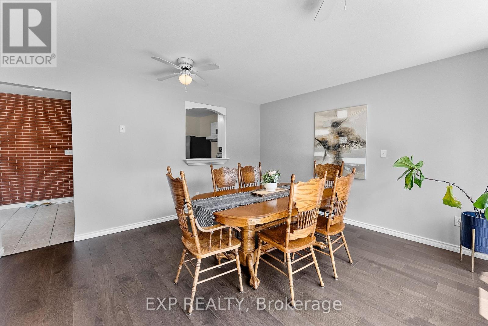 Photo 23 of 62 Garner Avenue, Welland ON