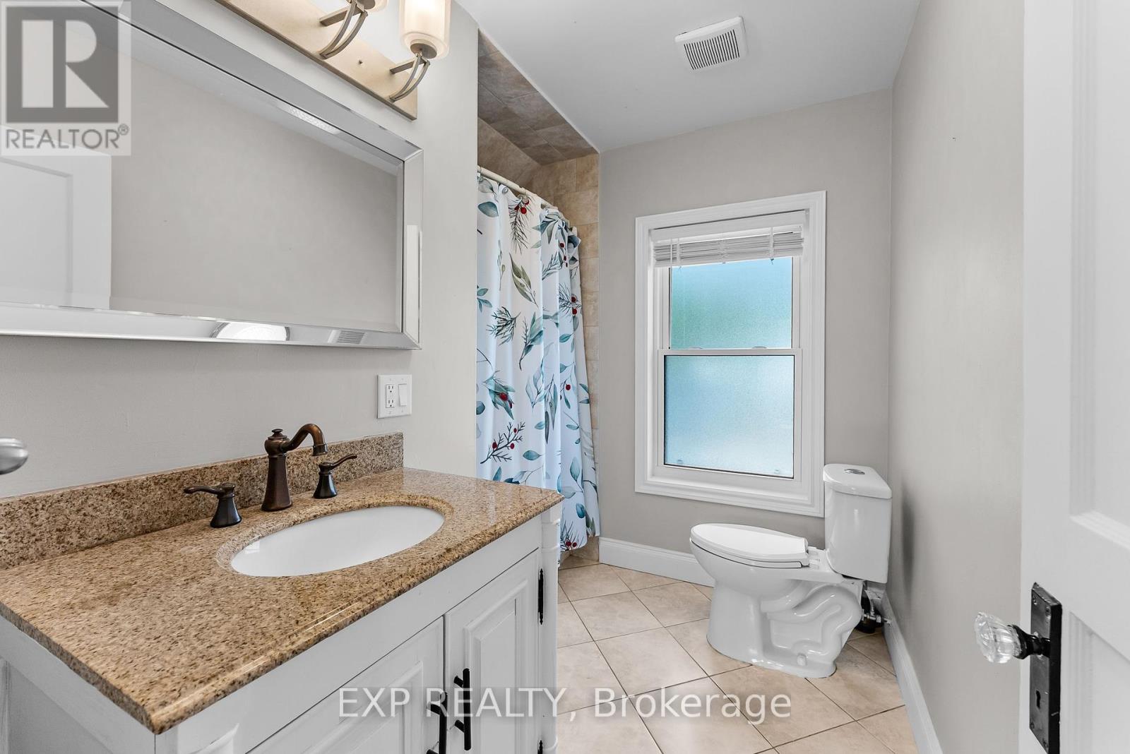 Photo 29 of 62 Garner Avenue, Welland ON