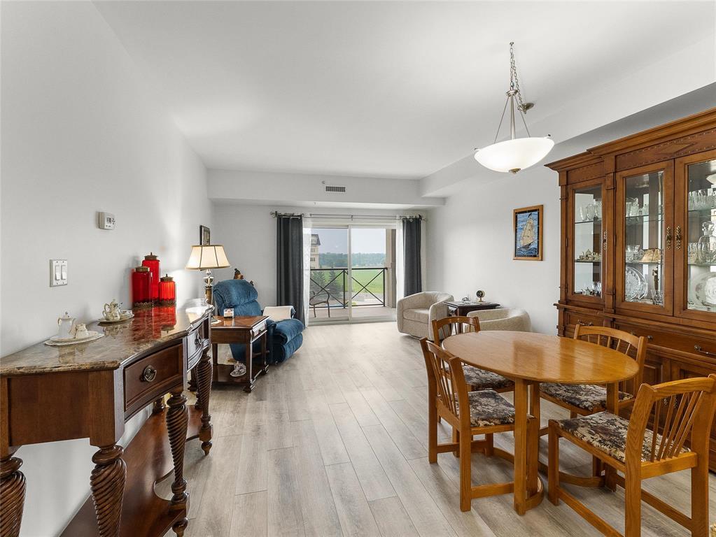 Photo 3 of 401 3411 Pembina Highway, Winnipeg MB