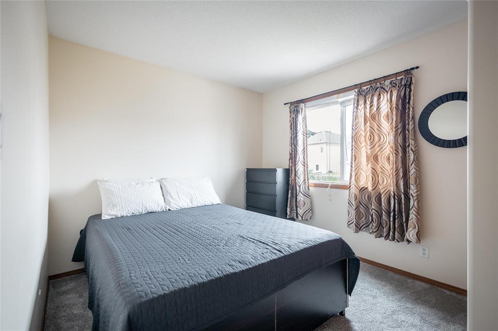 Photo 17 of 122 Khalsa Street, Winnipeg MB