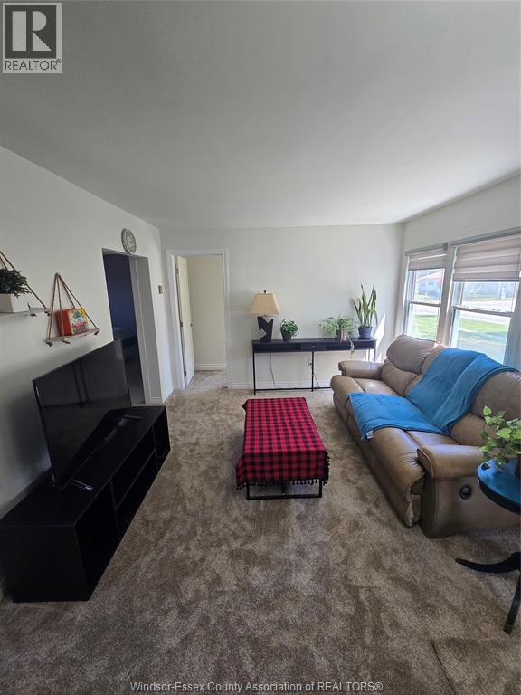 Photo 4 of 103 Orange Street, Leamington ON