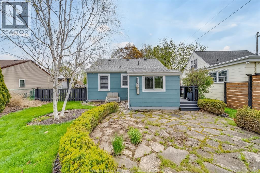 Photo 16 of 103 Orange Street, Leamington ON