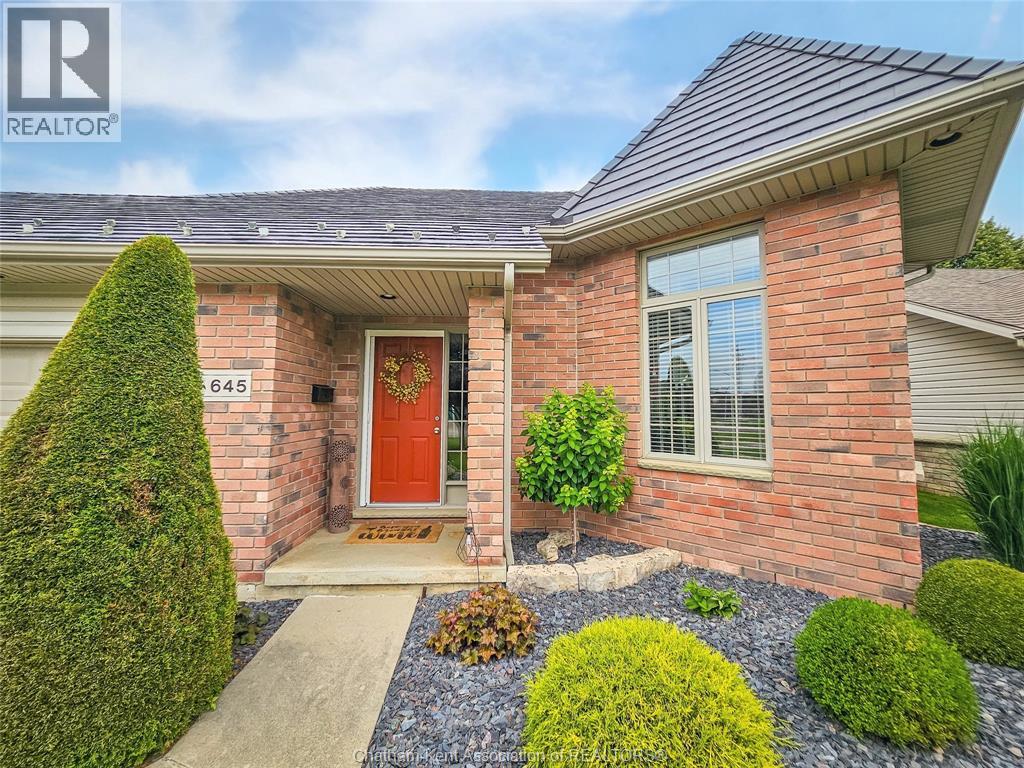 Photo 19 of 645 Mcnaughton Avenue West, Chatham ON