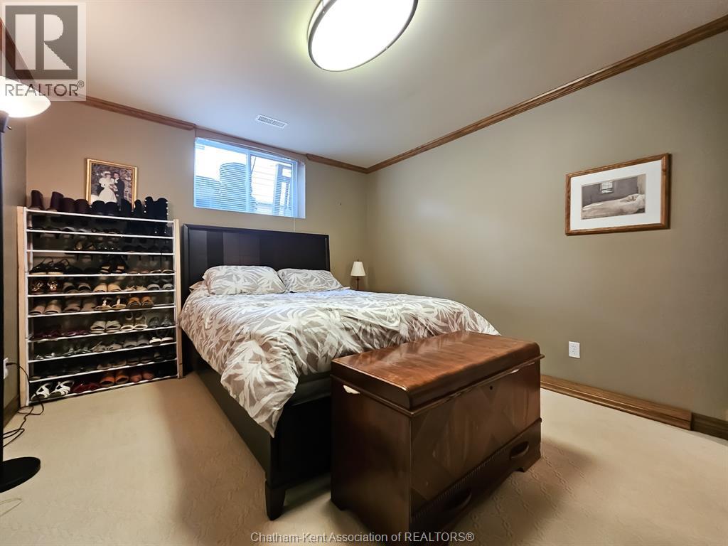 Photo 43 of 645 Mcnaughton Avenue West, Chatham ON