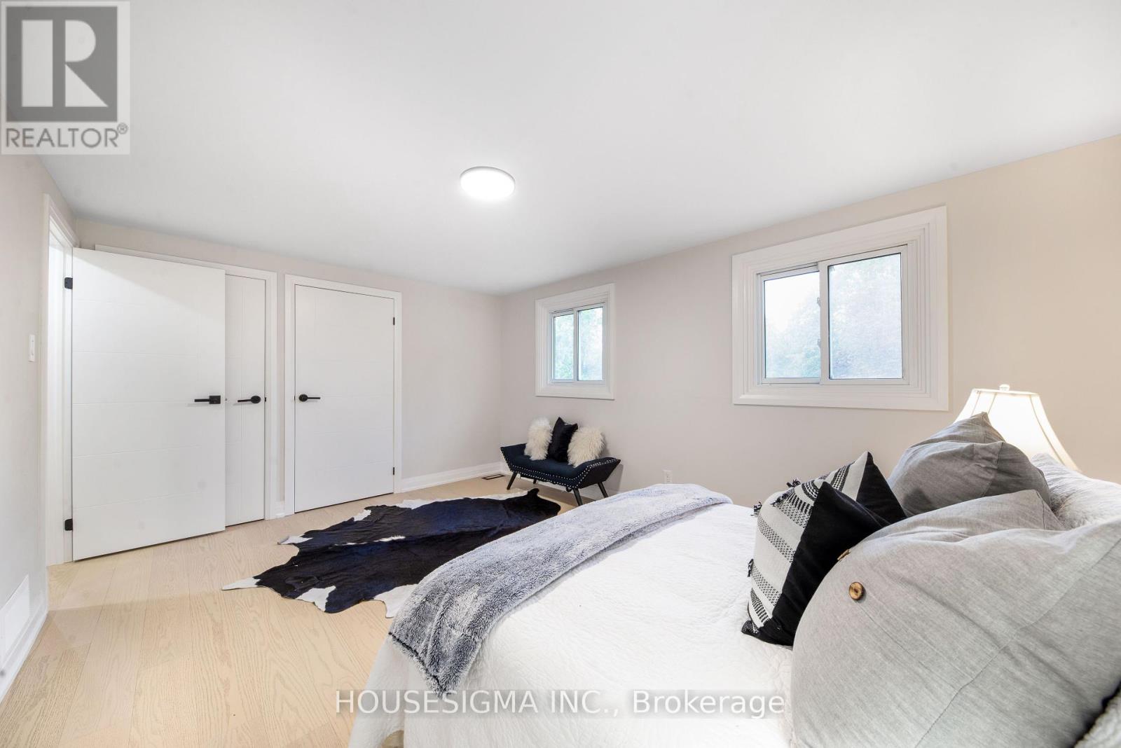 Photo 8 of 50 Royal Orchard Boulevard, Markham ON