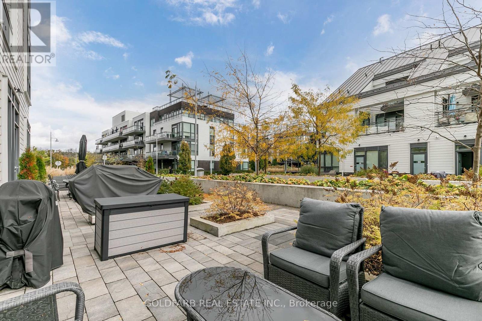 Photo 12 of 42 261 Broward Way, Innisfil ON