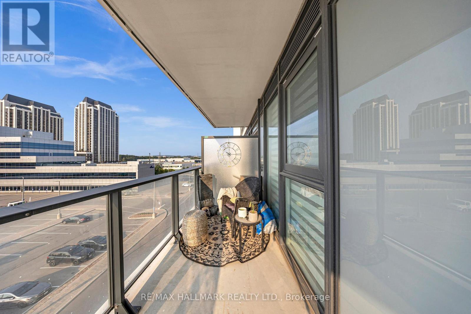 Photo 28 of 427 9000 Jane Street, Vaughan ON