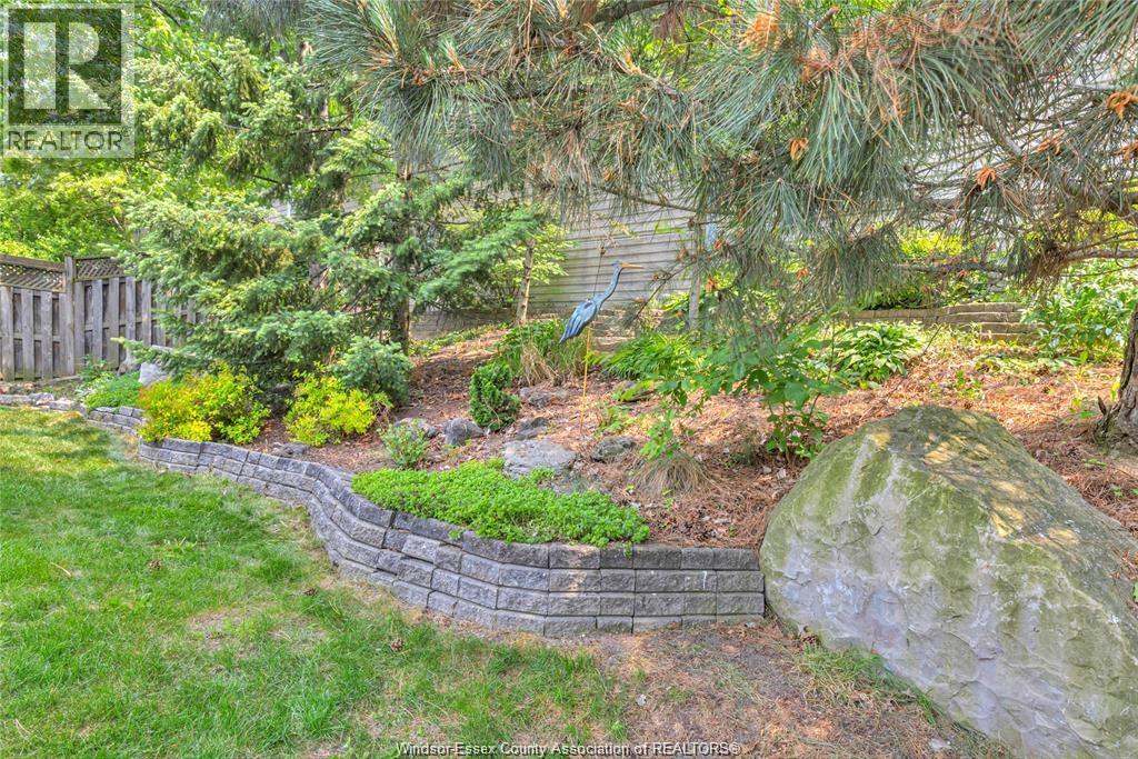 Photo 33 of 768 Newport, Windsor ON