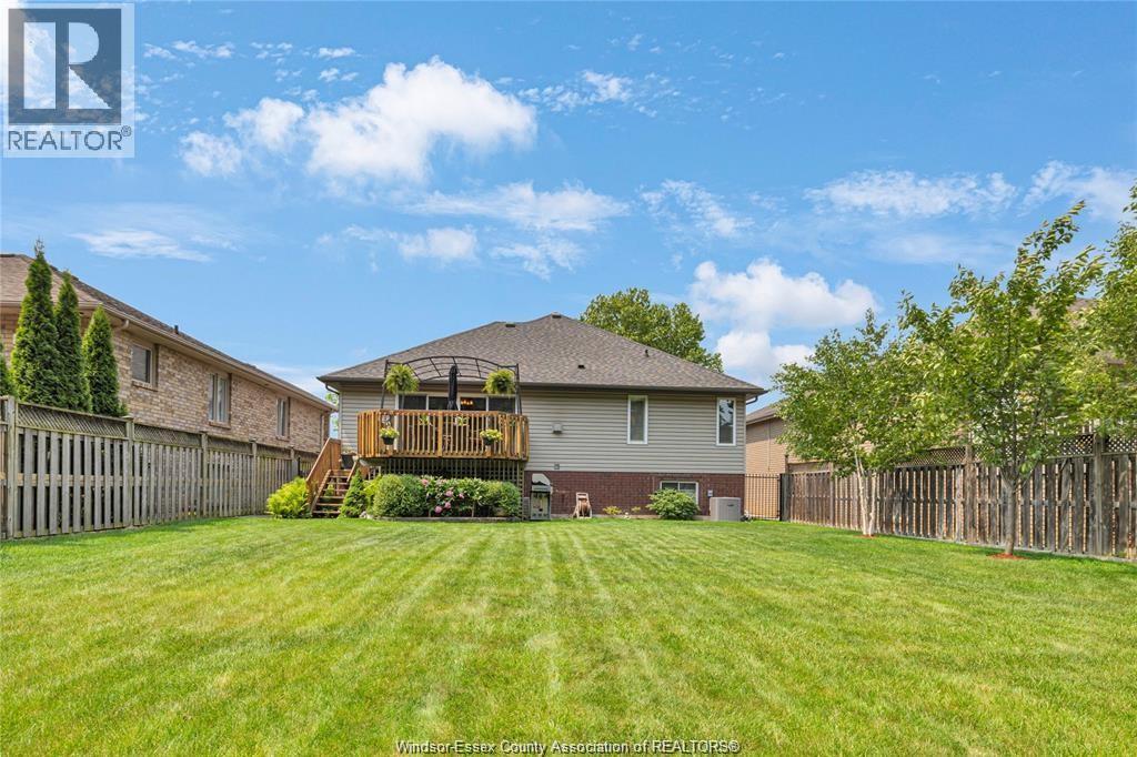 Photo 35 of 768 Newport, Windsor ON
