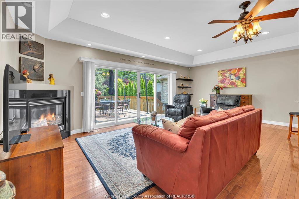 Photo 9 of 768 Newport, Windsor ON