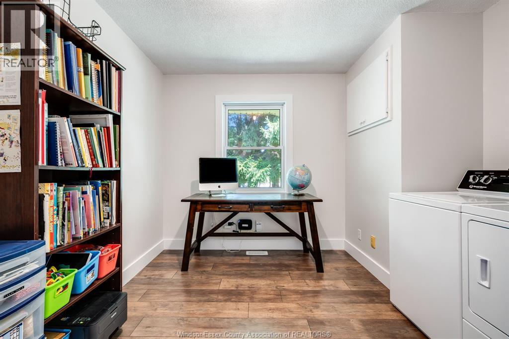 Photo 32 of 110 Mersea Road 3, Leamington ON