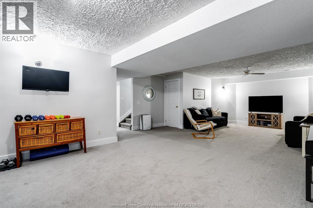 Photo 36 of 110 Mersea Road 3, Leamington ON