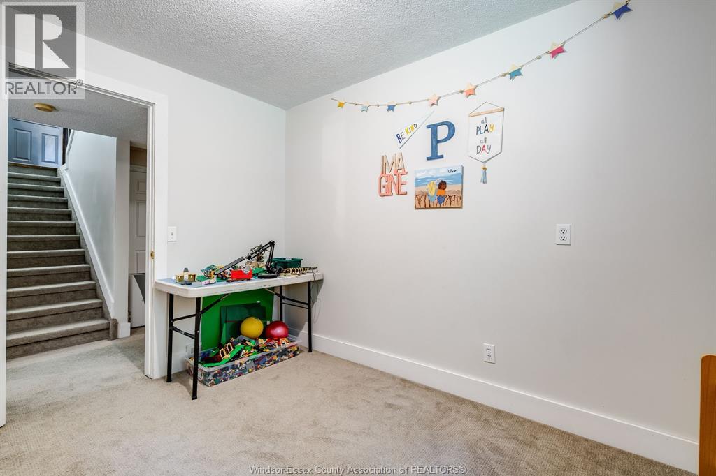 Photo 38 of 110 Mersea Road 3, Leamington ON