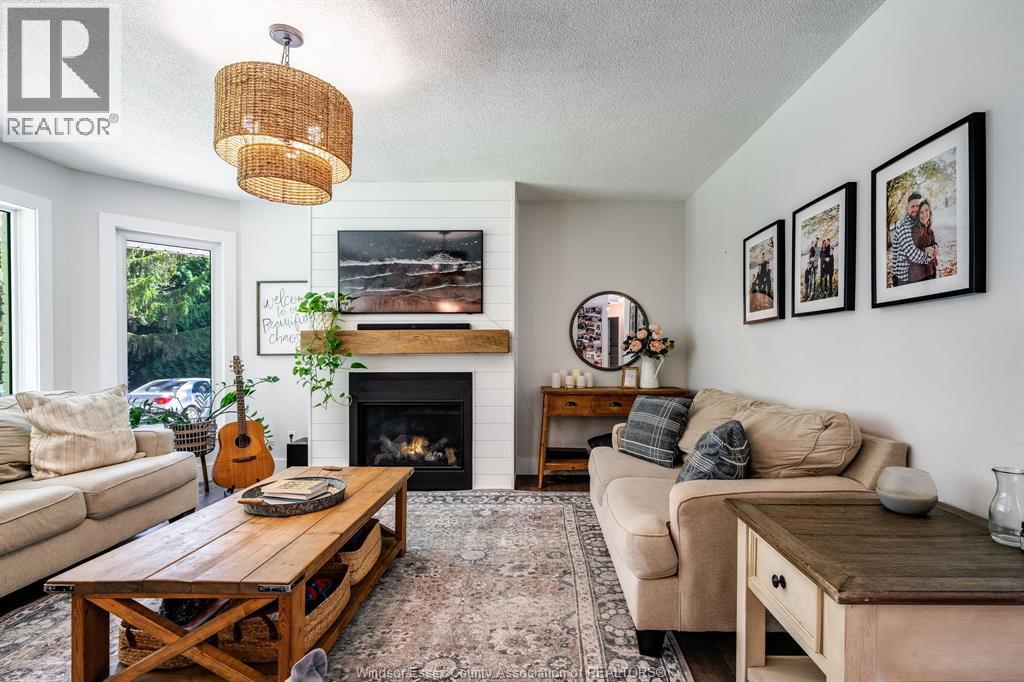 Photo 4 of 110 Mersea Road 3, Leamington ON
