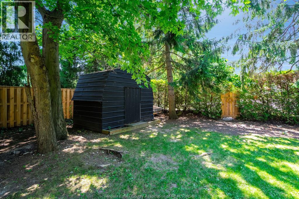 Photo 46 of 110 Mersea Road 3, Leamington ON