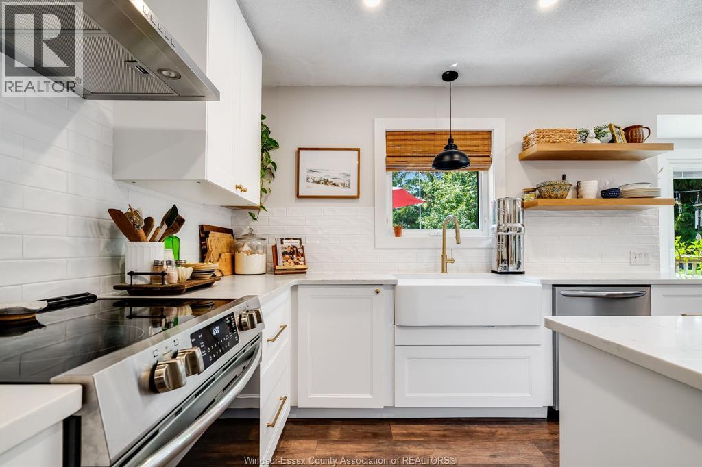 Photo 9 of 110 Mersea Road 3, Leamington ON