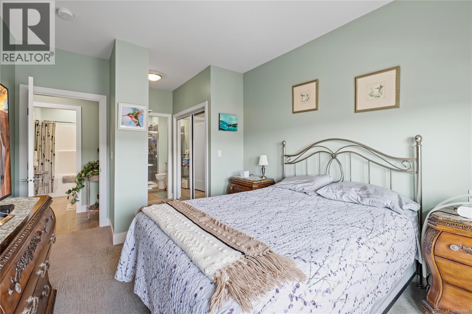 Photo 3 of 501 6540 Metral Dr, Nanaimo BC