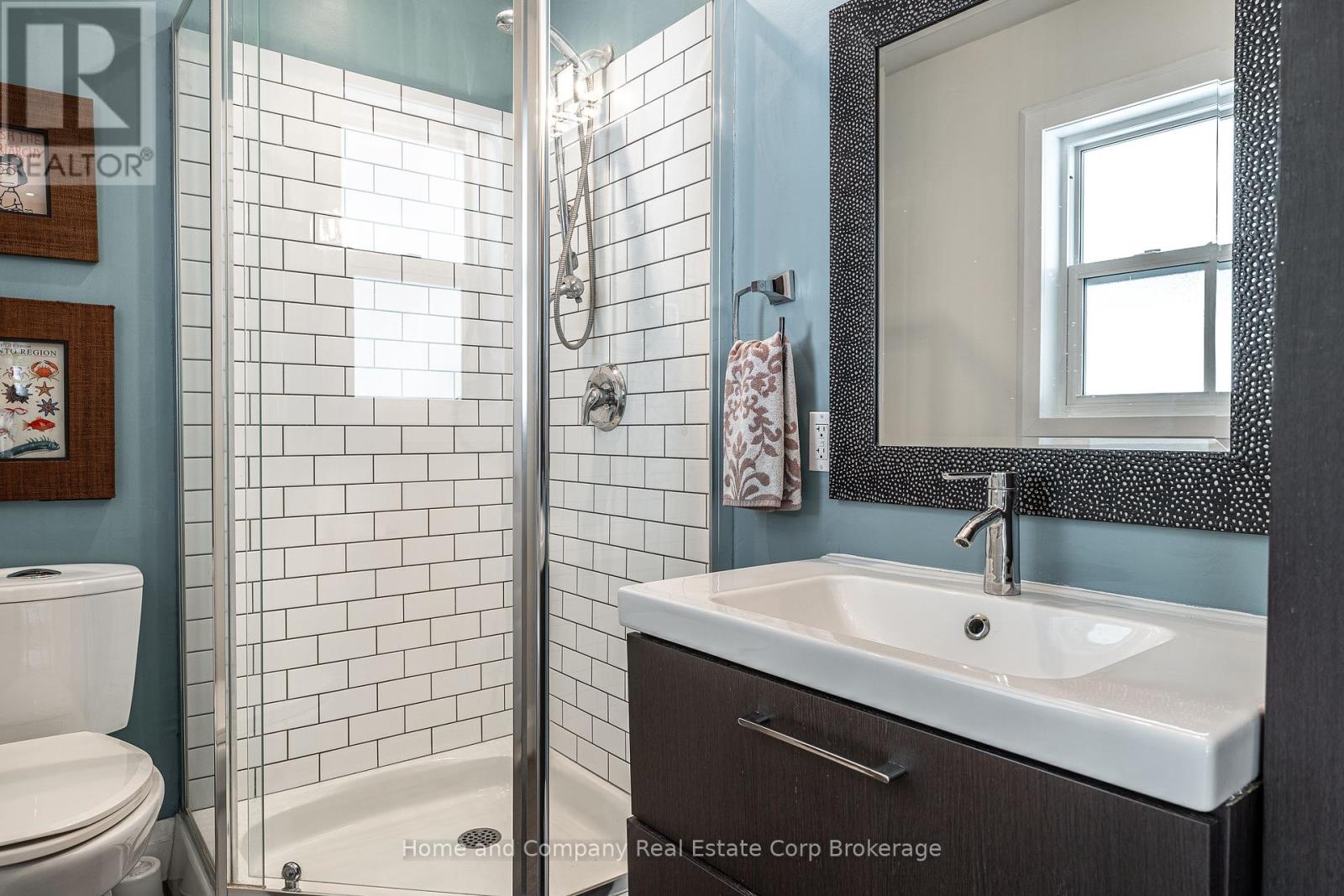 Photo 5 of 152 Mcnab Street, Stratford ON