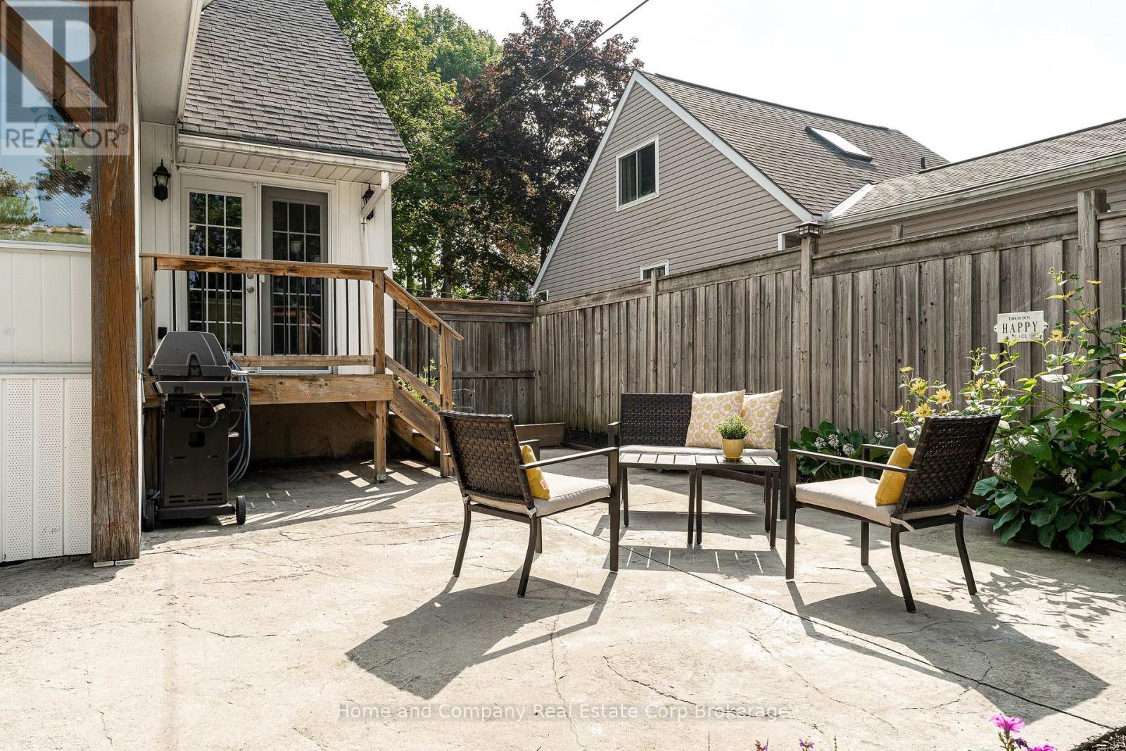 Photo 7 of 152 Mcnab Street, Stratford ON