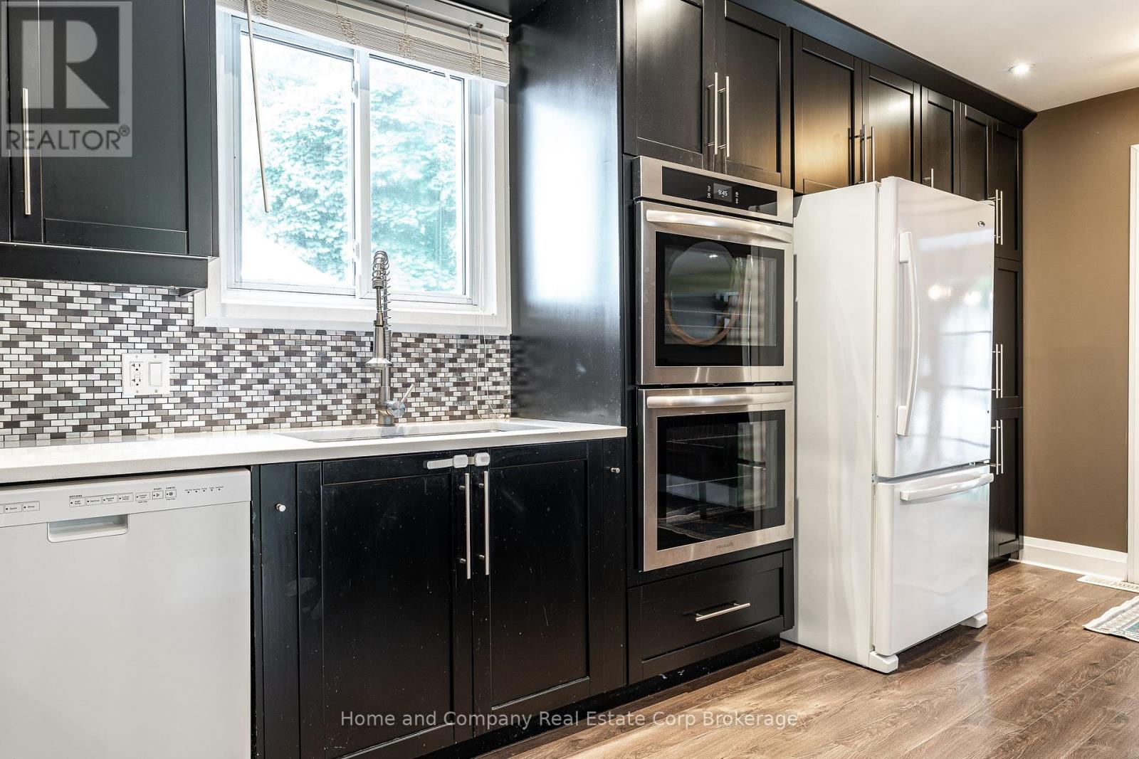 Photo 9 of 152 Mcnab Street, Stratford ON