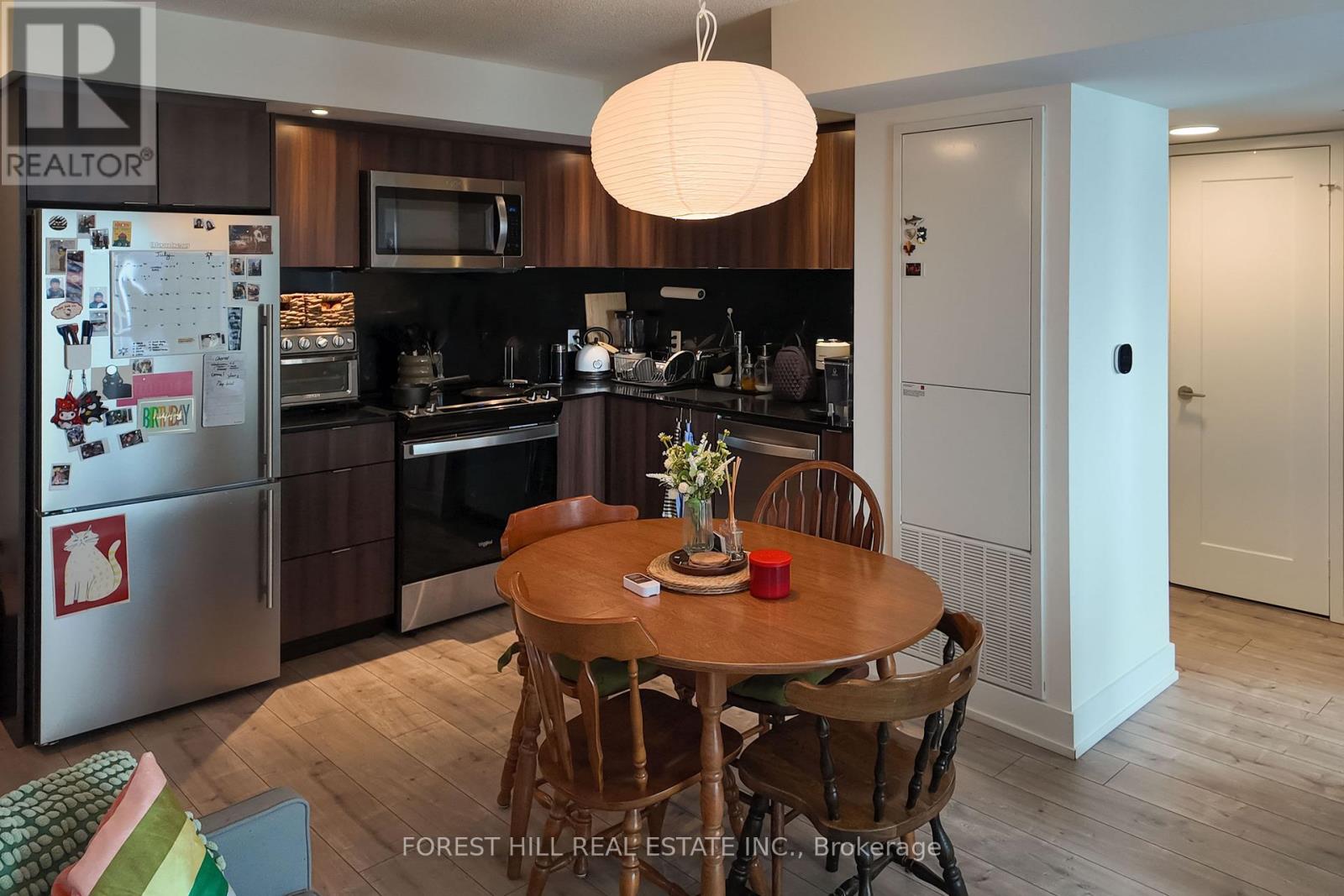 Photo 5 of 1801 10 Eva Road, Toronto ON