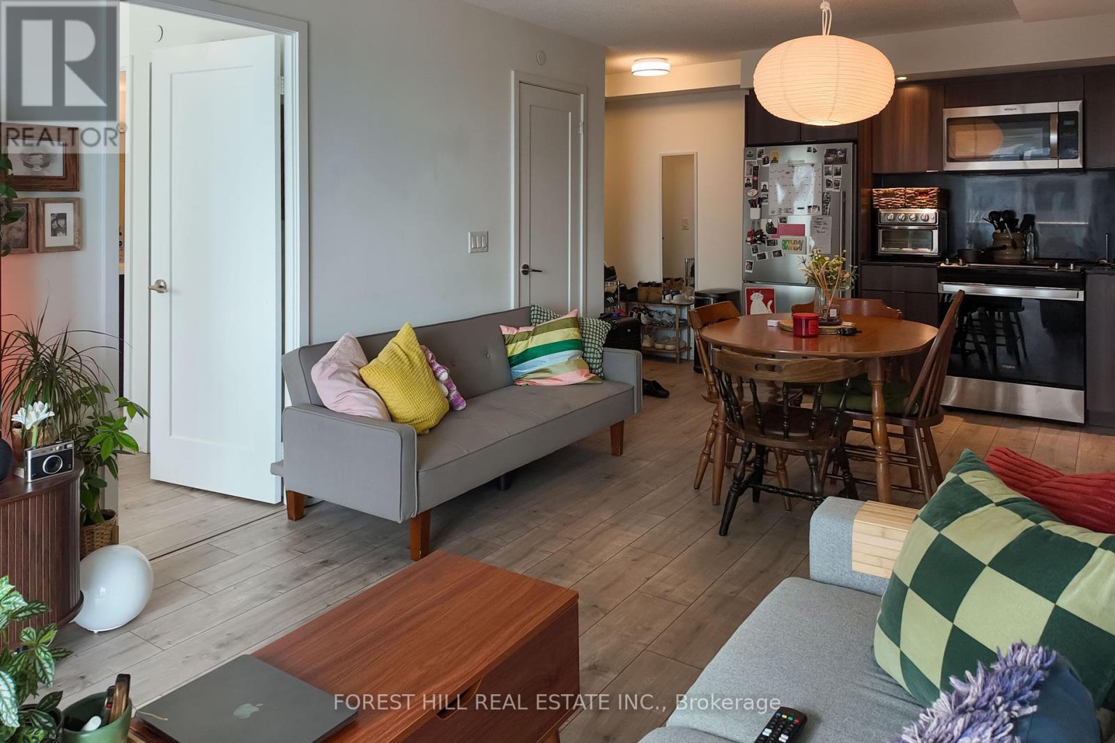 Photo 8 of 1801 10 Eva Road, Toronto ON