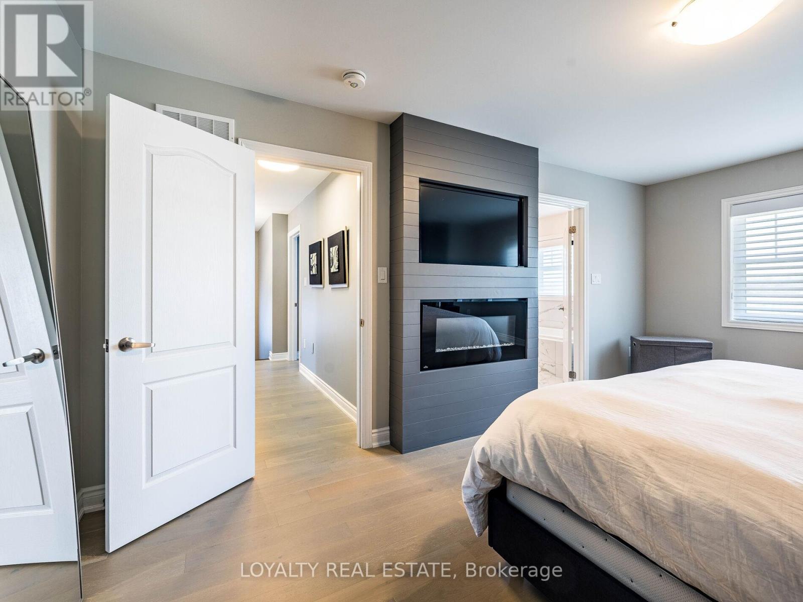 Photo 12 of 12 Wainwright Drive, Brampton ON
