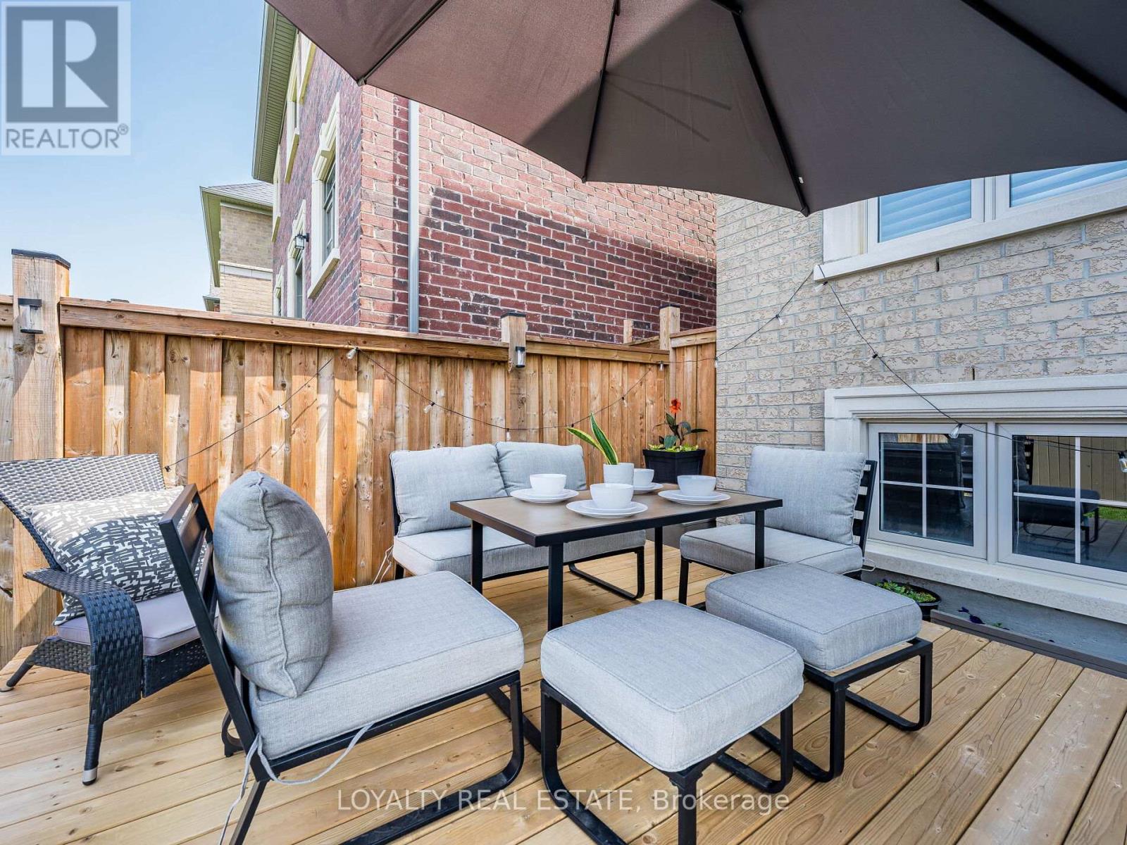 Photo 27 of 12 Wainwright Drive, Brampton ON