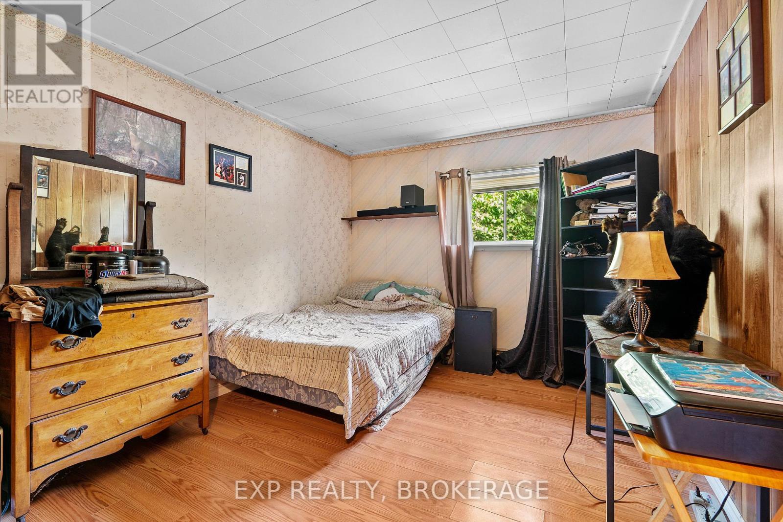 Photo 32 of 4 Denison Drive, Addington Highlands ON