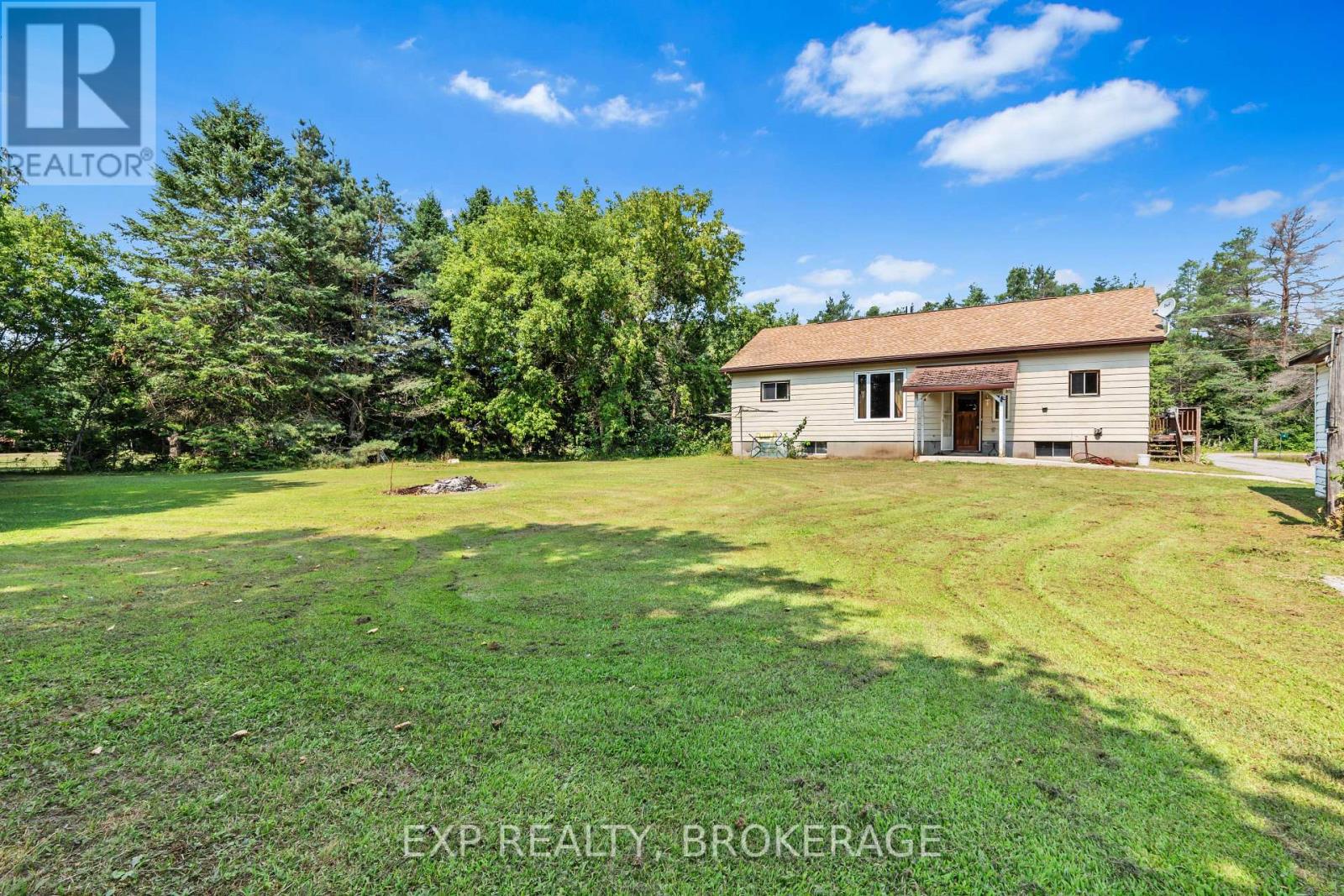 Photo 21 of 4 Denison Drive, Addington Highlands ON