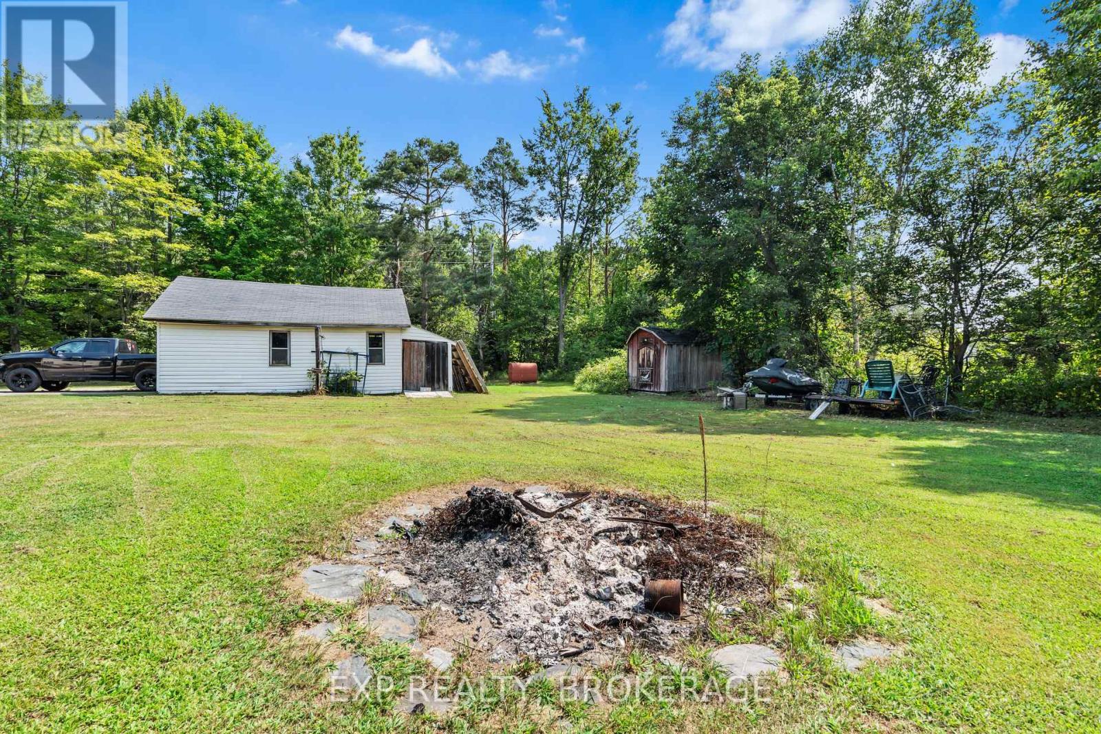 Photo 23 of 4 Denison Drive, Addington Highlands ON