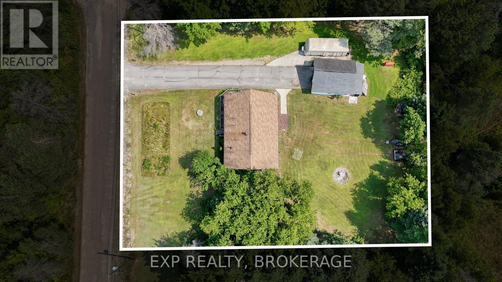 Photo 17 of 4 Denison Drive, Addington Highlands ON