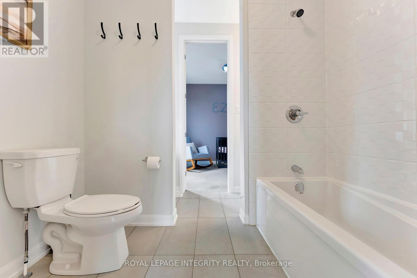 Photo 24 of 11 Ascari Road, Ottawa ON