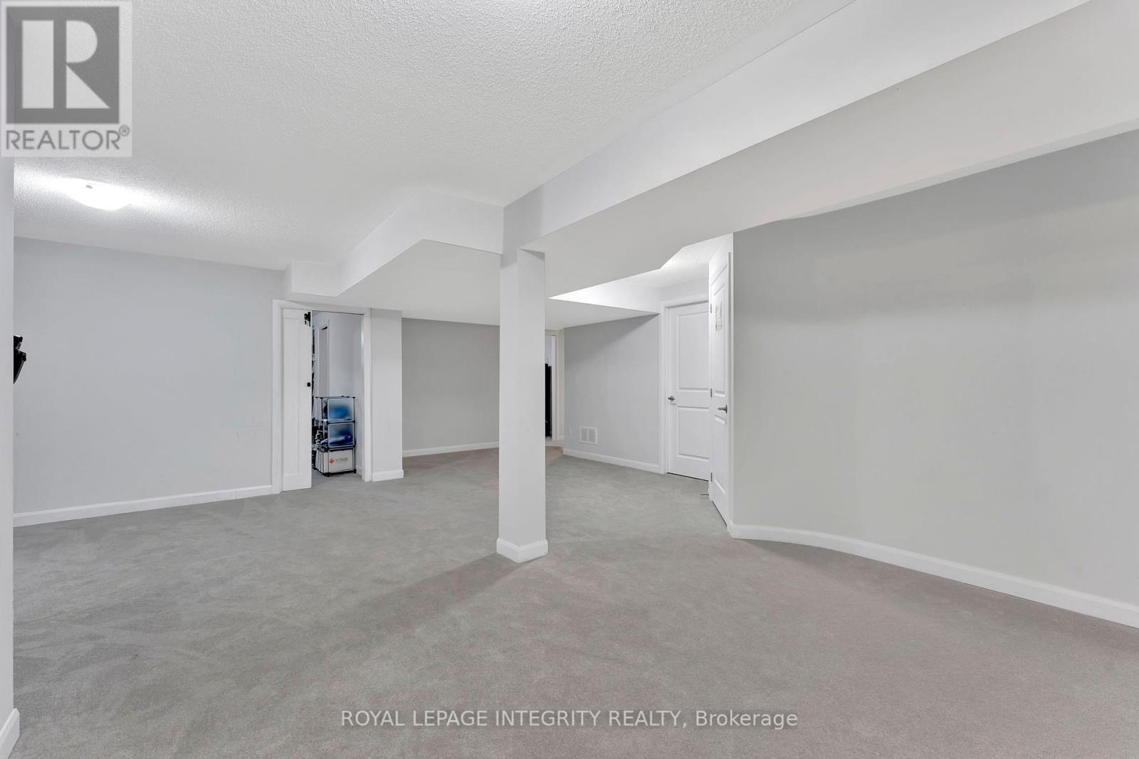 Photo 2 of 11 Ascari Road, Ottawa ON