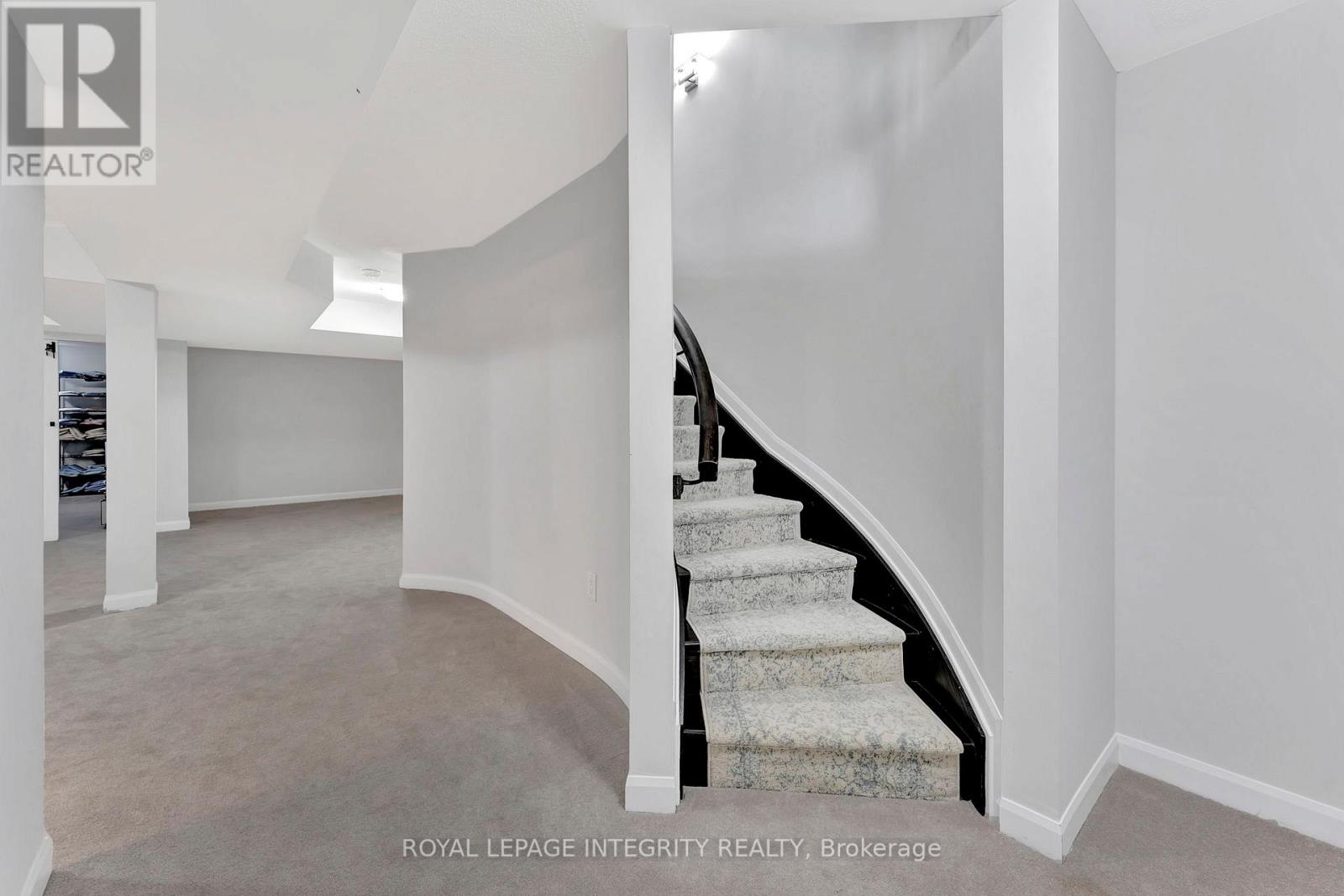 Photo 16 of 11 Ascari Road, Ottawa ON