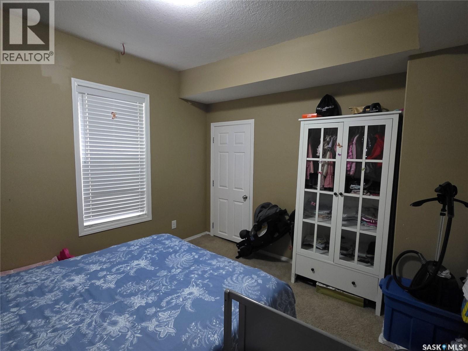 Photo 27 of 1415 Victoria Avenue, Regina SK