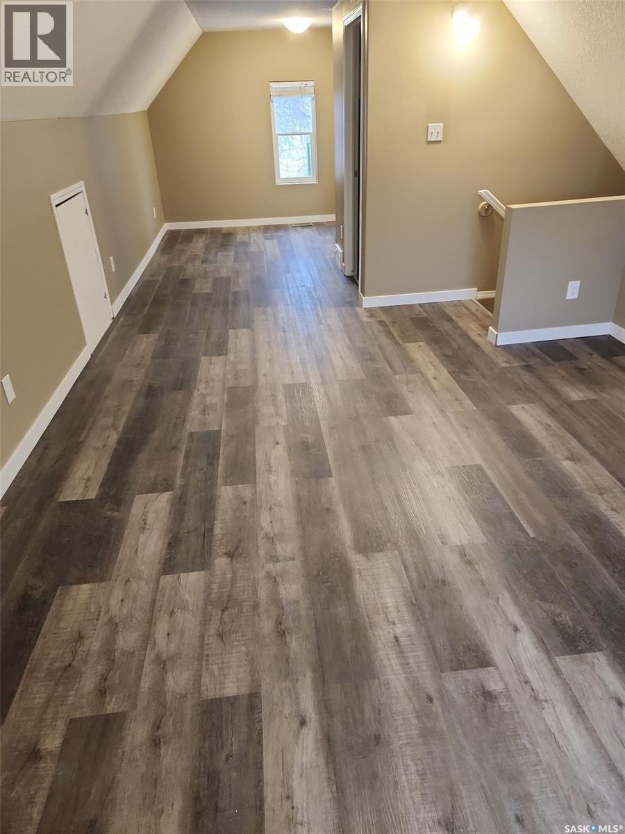 Photo 20 of 1415 Victoria Avenue, Regina SK