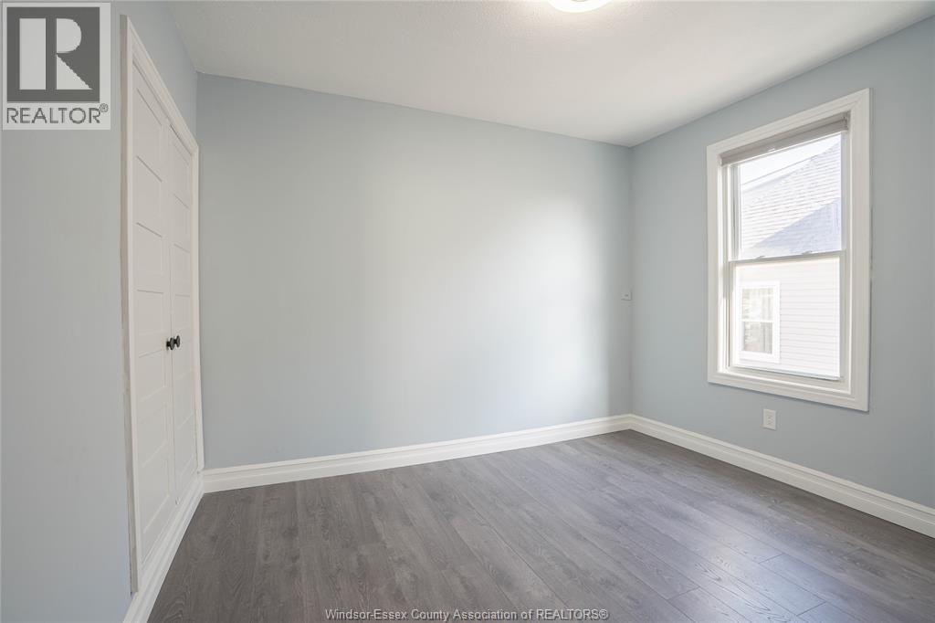 Photo 16 of 816 Dougall Avenue, Windsor ON