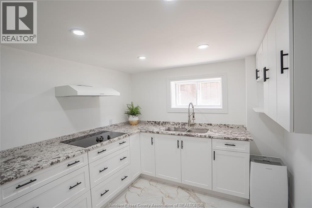 Photo 23 of 816 Dougall Avenue, Windsor ON