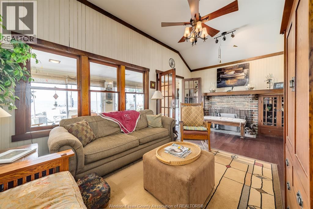 Photo 18 of 499 Lakeside Drive, Harrow ON