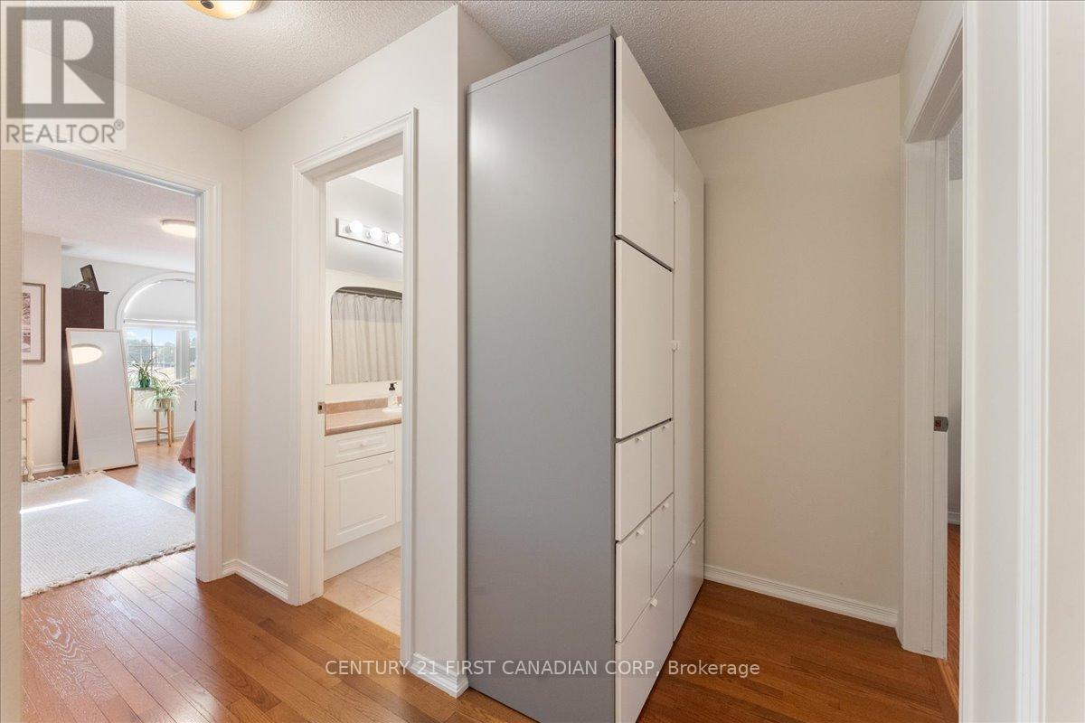 Photo 20 of 1 40 Braemar Avenue, Haldimand ON