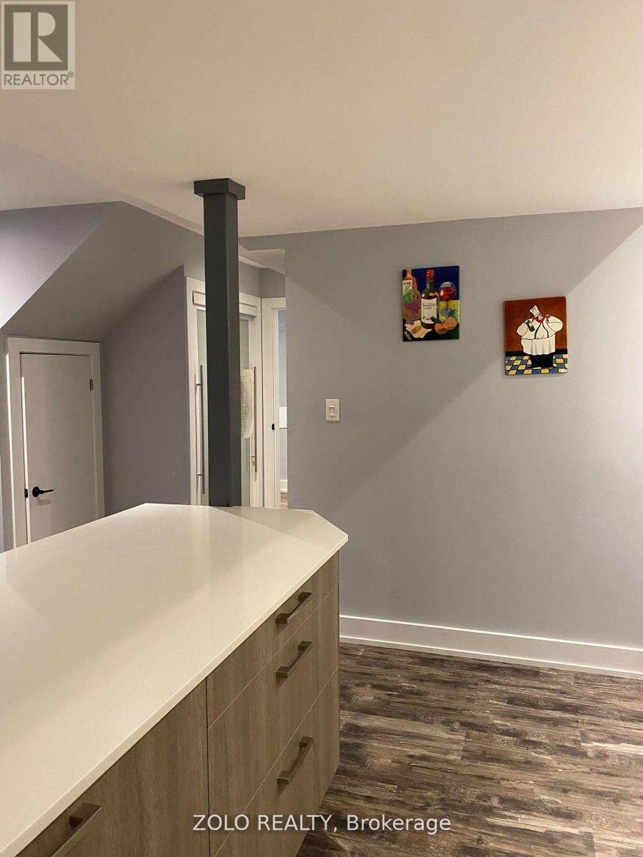 Photo 2 of Lower 144 Northcliffe Boulevard, Toronto ON