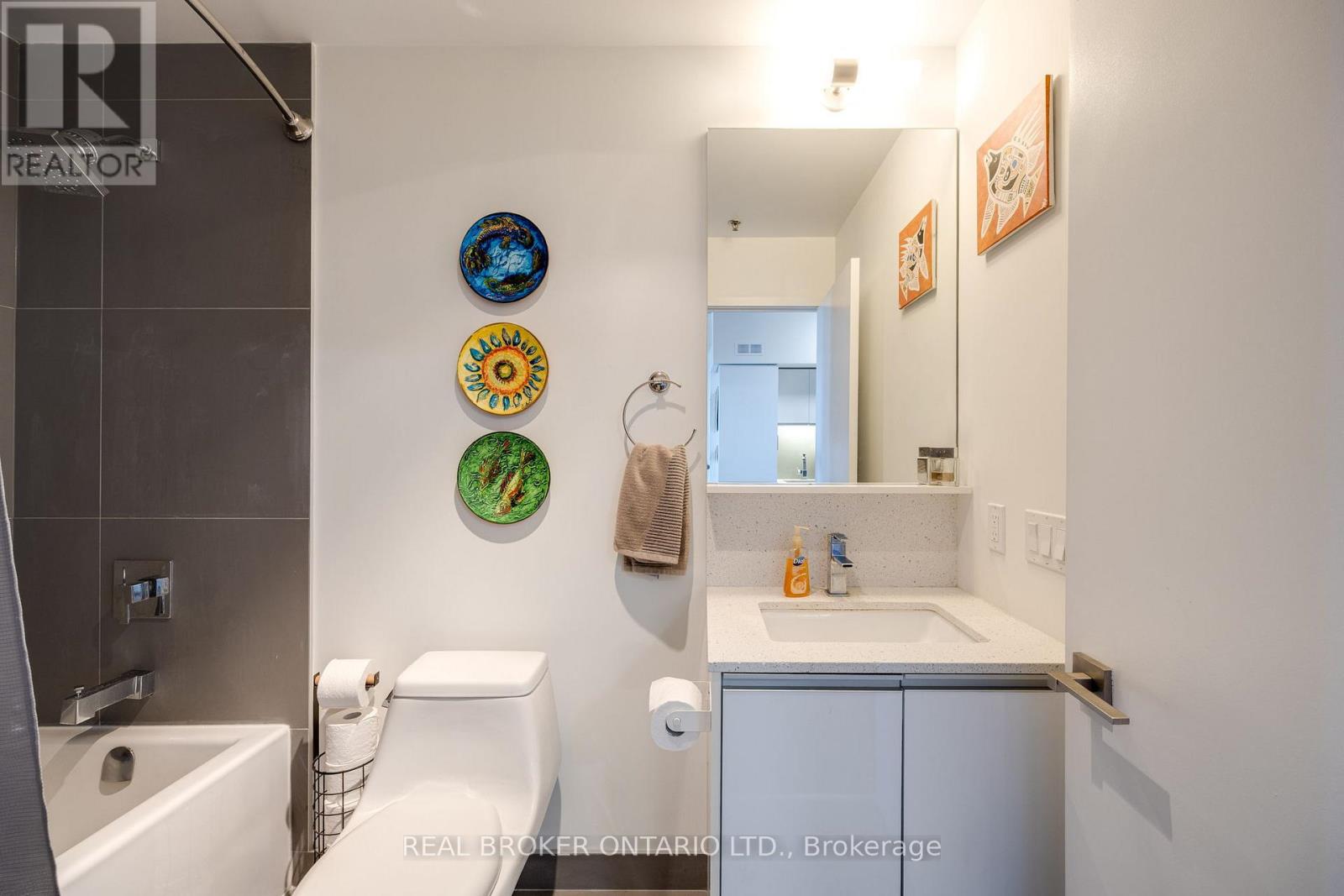 Photo 13 of 914 20 Minowan Miikan Lane, Toronto ON