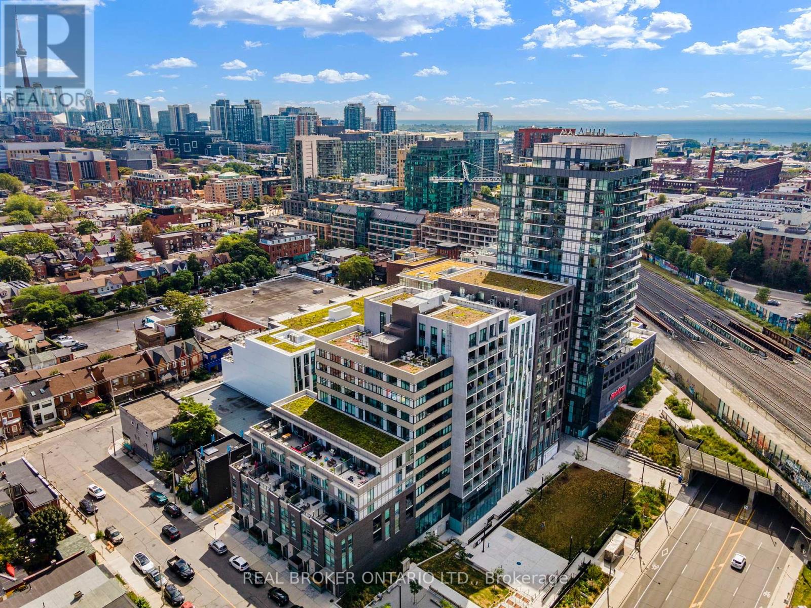 Photo 12 of 914 20 Minowan Miikan Lane, Toronto ON