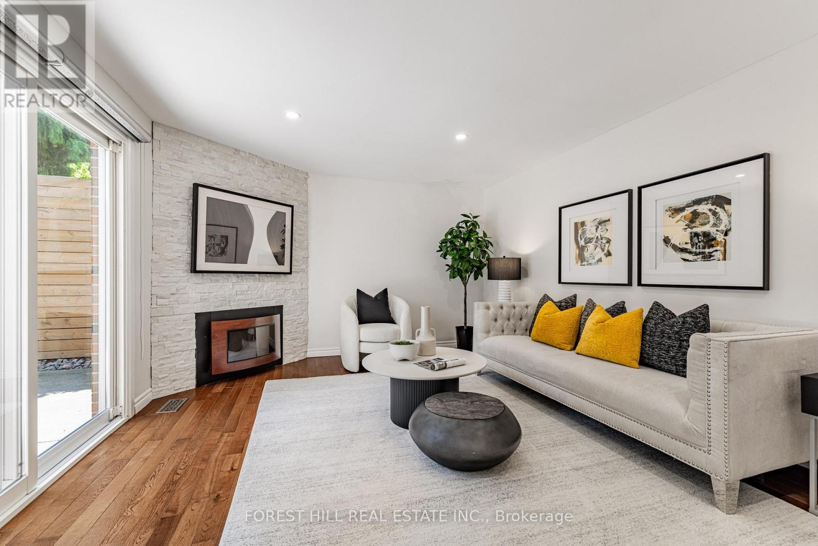 Photo 13 of 241 Shaughnessy Boulevard, Toronto ON